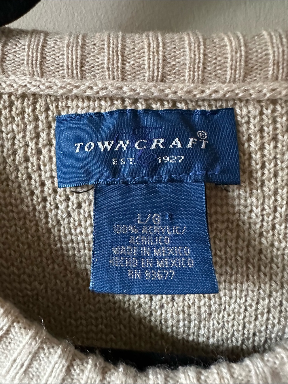 ✨5/$25 Men’s Sweater Chevron Neutral - Picture 2 of 3